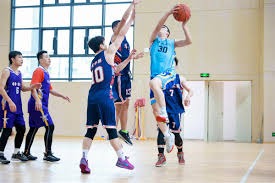 意甲联赛：乌迪内斯无忧无虑，国际米兰脱颖而出